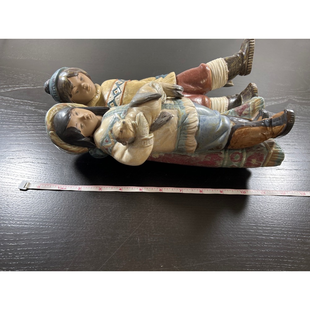 Lladro Eskimo Boy and Girl with Seal and Fish Figurine 2227 Spain Matte Gres - Picture 7 of 8